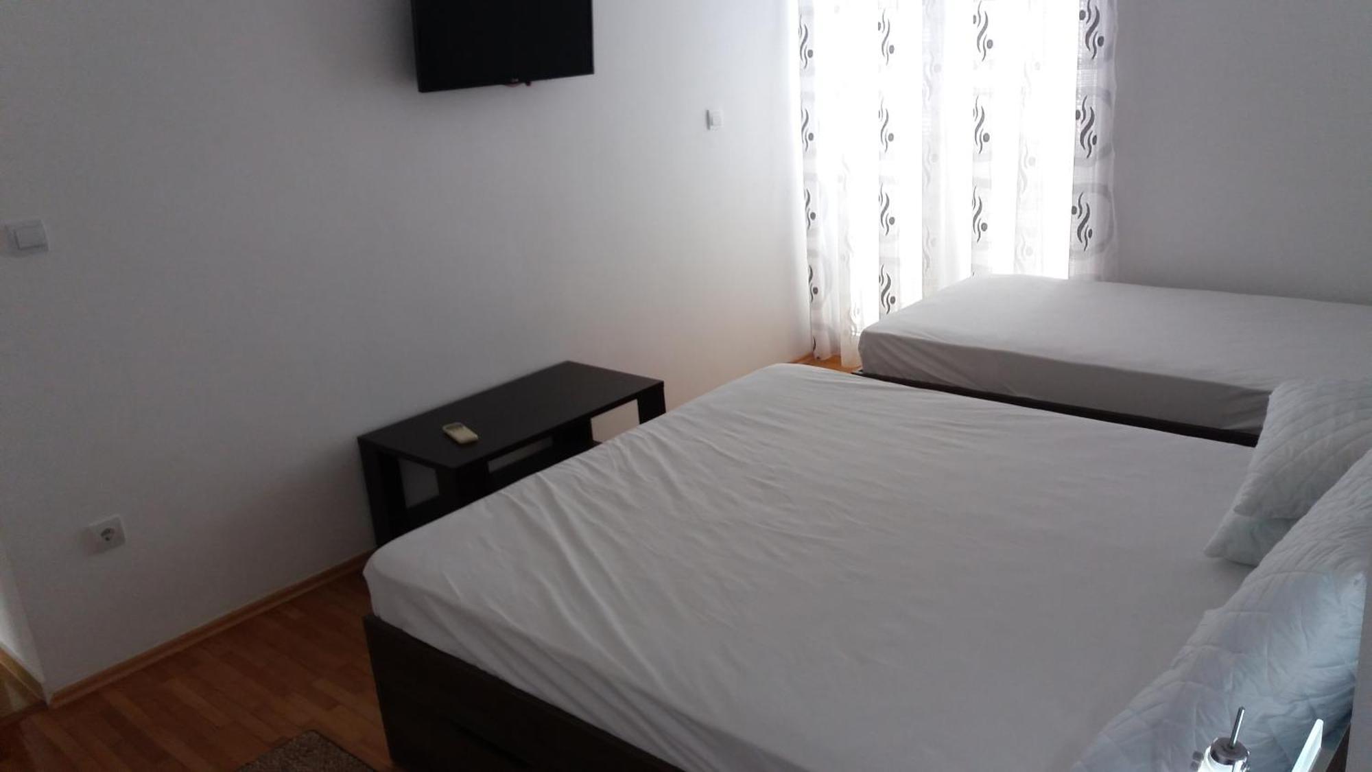Apartments Kojic Bar Habitación foto