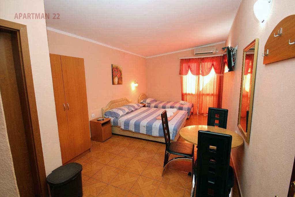 Apartments Kojic Bar Habitación foto