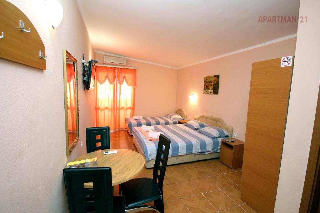 Apartments Kojic Bar Habitación foto