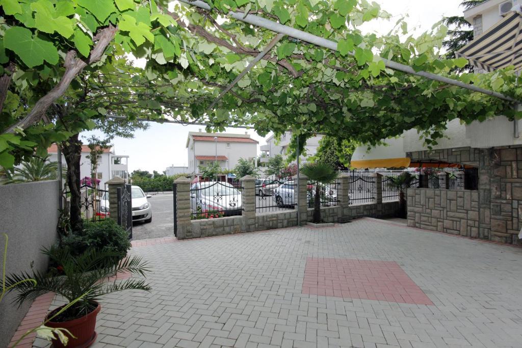 Apartments Kojic Bar Exterior foto